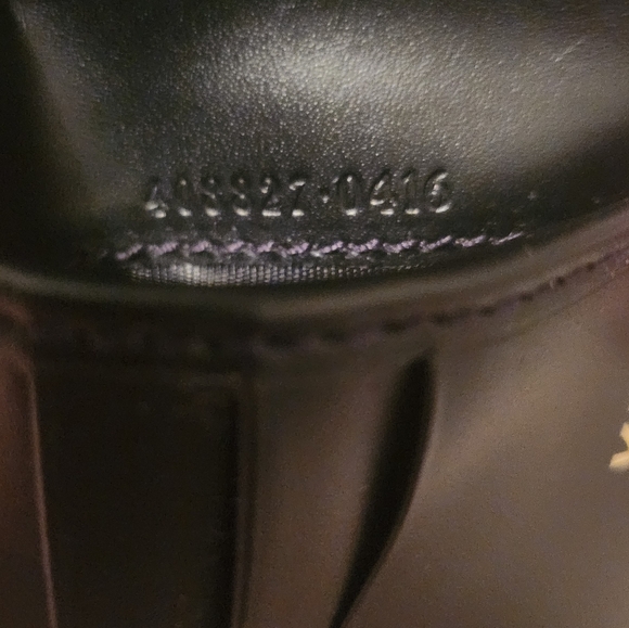 Gucci Black Card Holder with Red Stripe - Picture 5 of 10